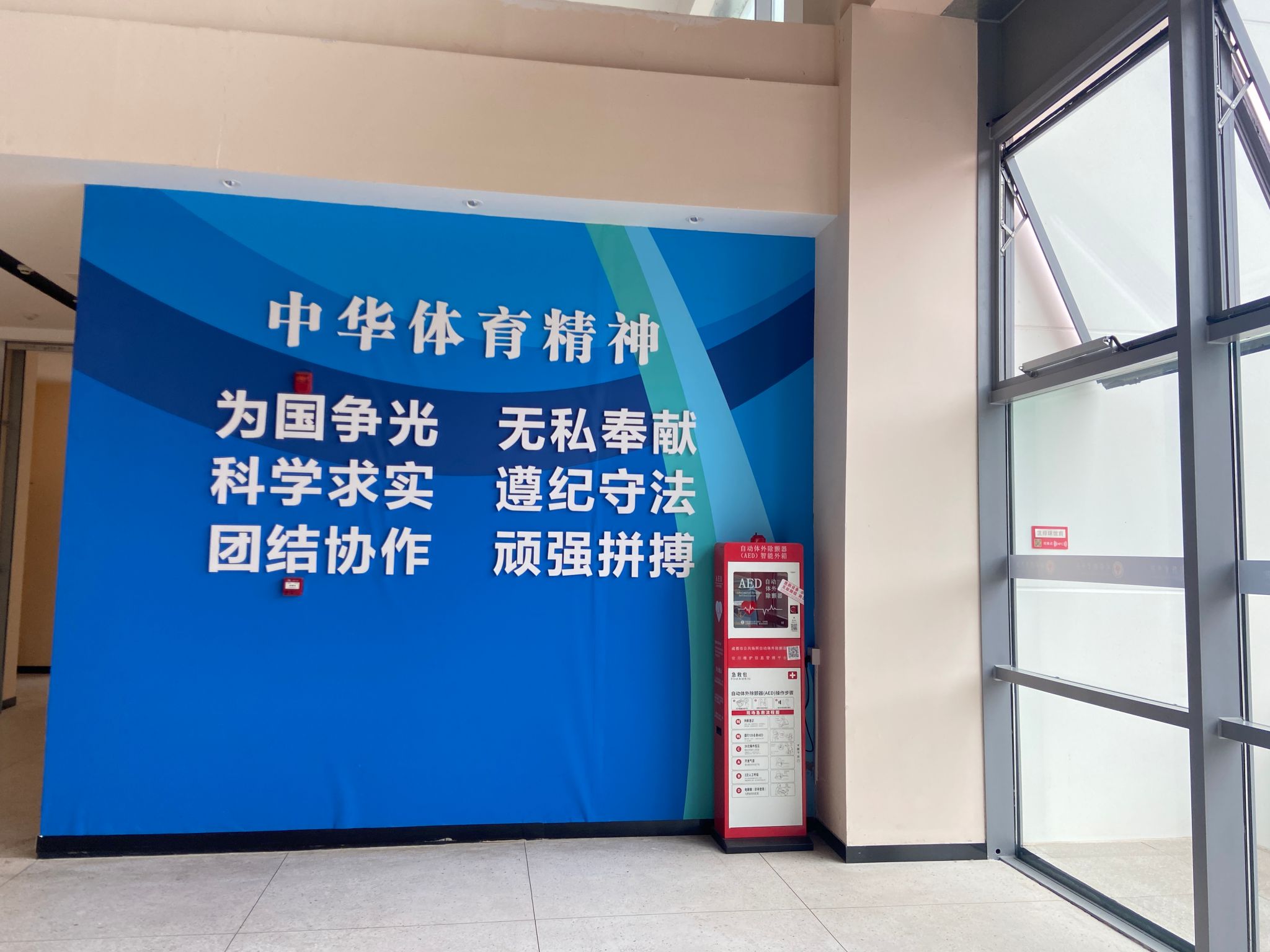 d8956f.jpg
